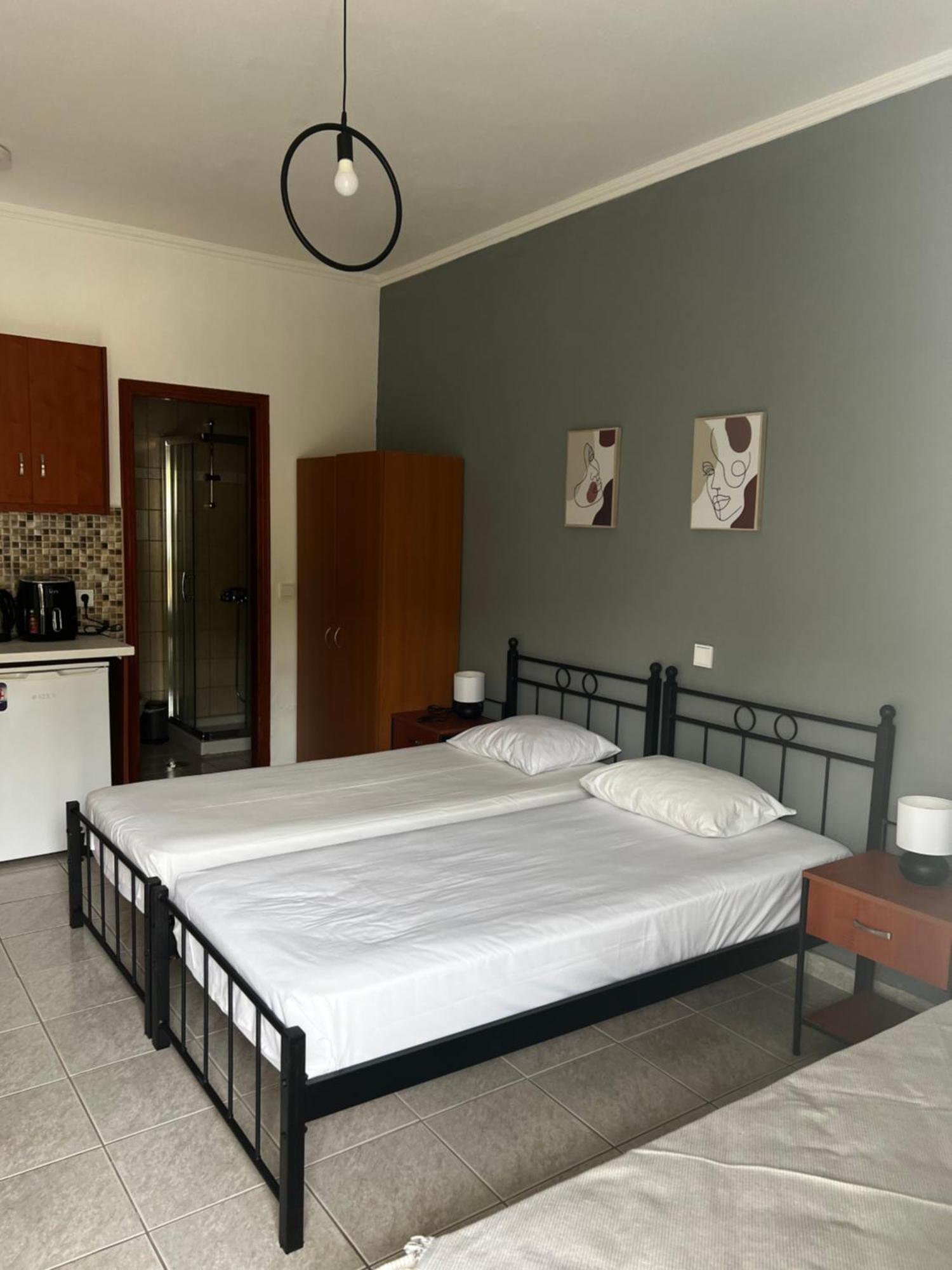 Dionysus Apartments & Studios Sívota 外观 照片